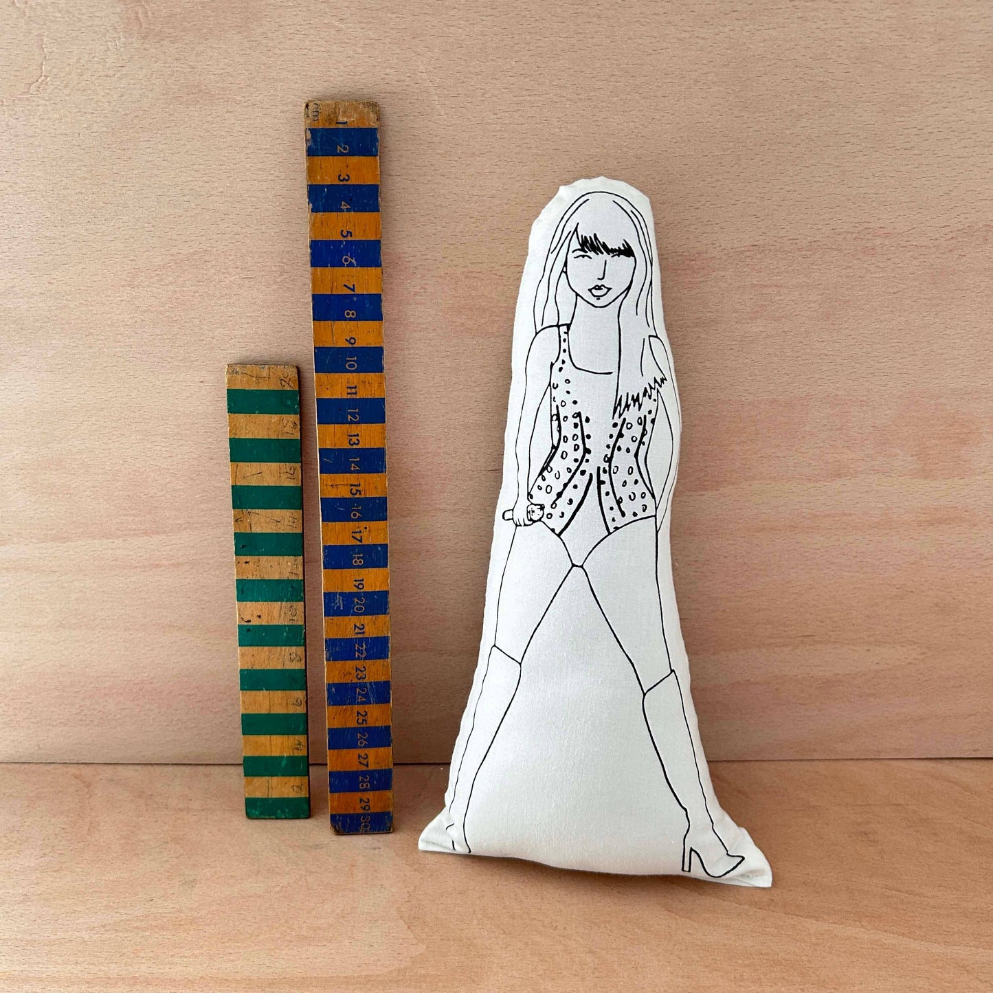 Taylor Swift - Cushion Idol Doll